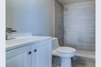 8240 SW 210th St #319, Cutler Bay, FL 33189 - Photo 10