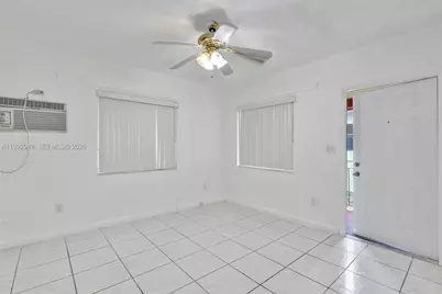 724 NW 6th St, Hallandale Beach, FL 33009 - Photo 12