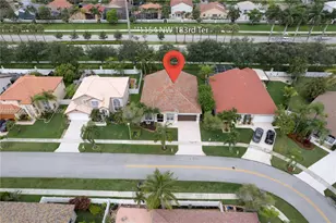 1154 NW 183rd Terrace, Pembroke Pines, FL 33029 - Photo 54