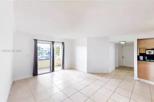10765 SW 108th Ave, Miami, FL 33176 - Photo 4