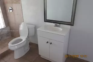 18420 SW 129th Ave, Miami, FL 33177 - Photo 12