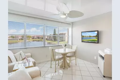 9580 Sunrise Lakes Blvd #205, Sunrise, FL 33322 - Photo 6