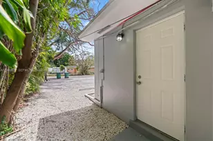 2457 NE 183rd St, North Miami Beach, FL 33160 - Photo 14