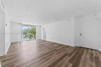 498 NW 165th St Rd #D-201, Miami, FL 33169 - Photo 2