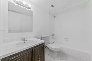 498 NW 165th St Rd, Miami, FL 33169 - Photo 8