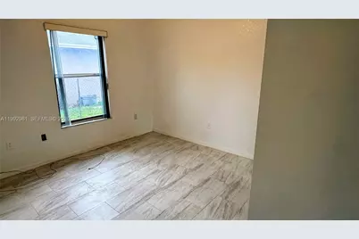 3211 NW 191st St, Miami Gardens, FL 33056 - Photo 6