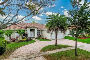 16418 NW 14th St, Pembroke Pines, FL 33028 - Photo 2