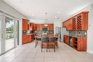 16418 NW 14th St, Pembroke Pines, FL 33028 - Photo 32