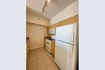 [Address not provided], West Palm Beach, FL 33401 - Photo 4