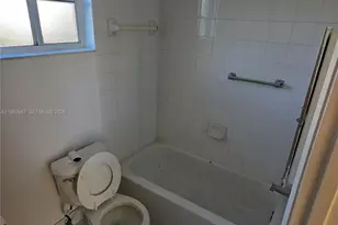 1176 NW 124 Pl, Miami, FL 33182 - Photo 20