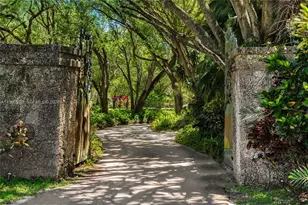 15000 SW 200th St, Miami, FL 33187 - Photo 16