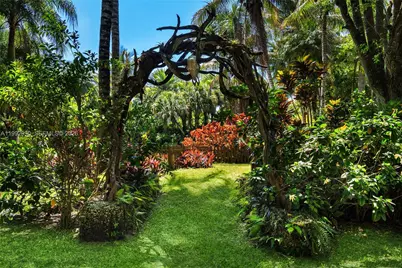 15000 SW 200th St, Miami, FL 33187 - Photo 26