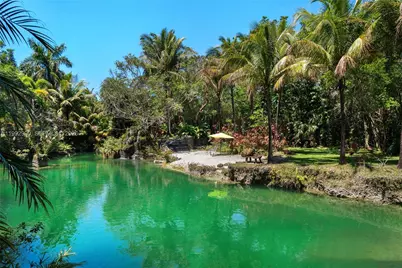 15000 SW 200th St, Miami, FL 33187 - Photo 38