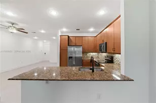 13012 N Riverwalk Cir N, Plantation, FL 33325 - Photo 8