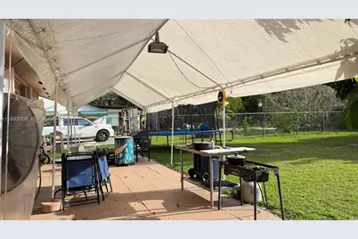 7144 SW 148th Ct, Miami, FL 33193 - Photo 10