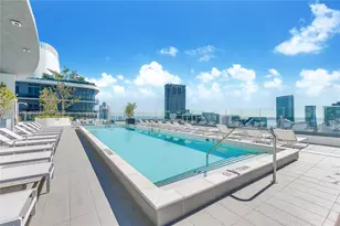 55 SW 9th St, Miami, FL 33130 - Photo 2