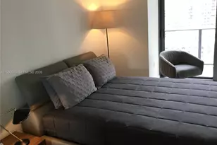 55 SW 9th St, Miami, FL 33130 - Photo 12