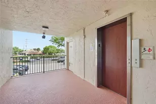 7950 W McNab Rd, Tamarac, FL 33321 - Photo 24