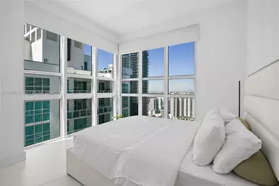 950 Brickell Bay Dr #4101, Miami, FL 33131 - Photo 14
