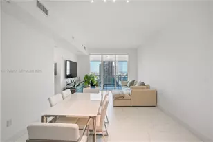 950 Brickell Bay Dr, Miami, FL 33131 - Photo 8