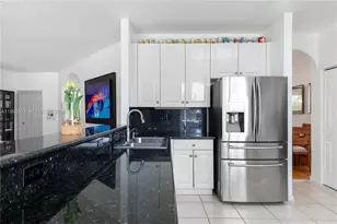 4128 Amber Ln, Weston, FL 33331 - Photo 18