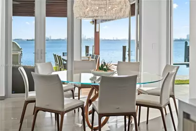 9301 N Bayshore Dr, Miami Shores, FL 33138 - Photo 18