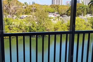 3401 N Country Club Dr, Aventura, FL 33180 - Photo 2