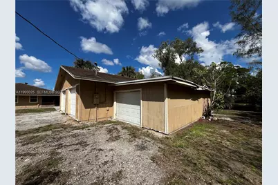 13587 N 77th Pl N, Unincorporated Palm Beach County, FL 33412 - Photo 4