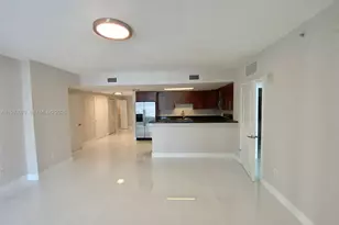 170 SE 14th St, Miami, FL 33131 - Photo 28