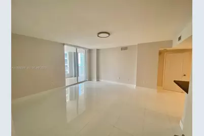 170 SE 14th St #2208, Miami, FL 33131 - Photo 12