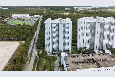 15051 Royal Oaks Ln #2406, North Miami, FL 33181 - Photo 40