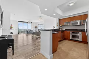 15051 Royal Oaks Ln, North Miami, FL 33181 - Photo 16