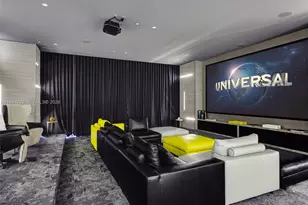 55 SW 9th St, Miami, FL 33130 - Photo 26