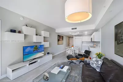 55 SW 9th St #3004, Miami, FL 33130 - Photo 8