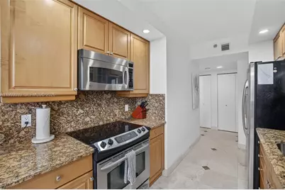 1000 Island Blvd #2105, Aventura, FL 33160 - Photo 28