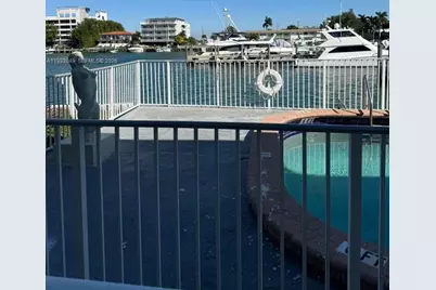 7917 West Dr #7, North Bay Village, FL 33141 - Photo 2