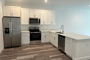 10087 Amicola St, Port Charlotte, FL 33981 - Photo 2