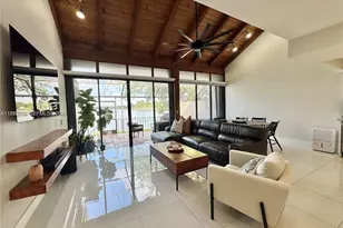 1490 NW 113th Way, Pembroke Pines, FL 33026 - Photo 2
