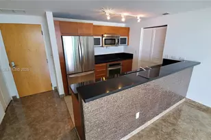 253 NE 2nd St, Miami, FL 33132 - Photo 2