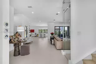 8019 NW 46th Terrace, Doral, FL 33166 - Photo 6