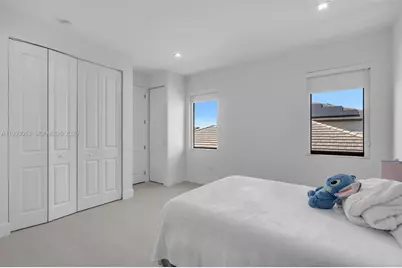 8019 NW 46th Ter, Doral, FL 33166 - Photo 22