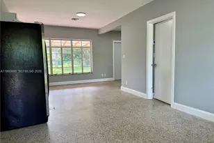 11121 NE 9th Ct, Biscayne Park, FL 33161 - Photo 4