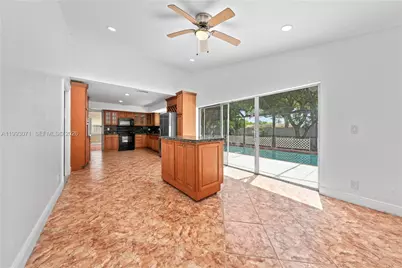 9460 Atlantic St, Miramar, FL 33025 - Photo 10