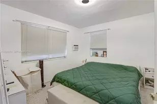 3675 NW 5th St, Miami, FL 33125 - Photo 6