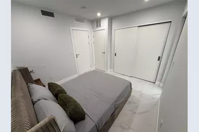 944 Jefferson Ave #15, Miami Beach, FL 33139 - Photo 12