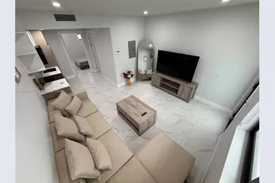 944 Jefferson Ave #15, Miami Beach, FL 33139 - Photo 2