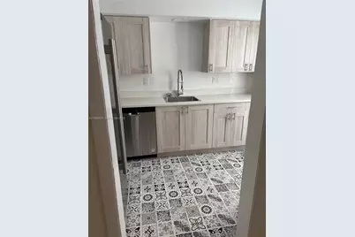 8530 Crespi Blvd #8520, Miami Beach, FL 33141 - Photo 8