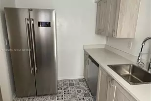 8530 Crespi Blvd, Miami Beach, FL 33141 - Photo 6