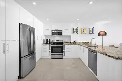 5555 Collins Ave #3N, Miami Beach, FL 33140 - Photo 8