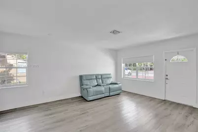 4326 NW 4th St, Miami, FL 33126 - Photo 14